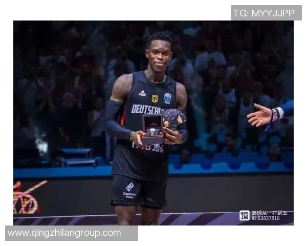 德天空报道门兴与尤伦迪奇接触施罗德仍为首选教练人选