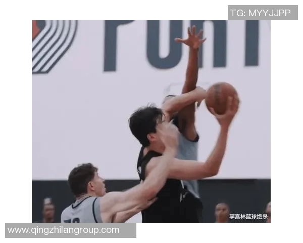 杨瀚森精彩单打尤班克斯背运转身动作大个子难以企及的绝技