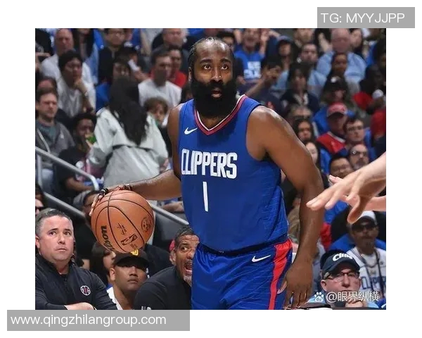 哈登三分火力全开半场独得26分快船领先太阳16分小卡与狄龙合力贡献28分