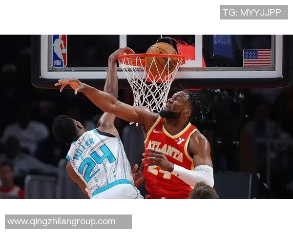 文班在挡拆后华丽转身空接背扣展现惊人弹跳与技巧