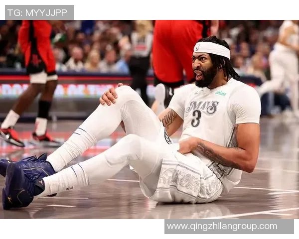 浓眉强势回归全场最高24分14板下半场独得20分助球队反弹