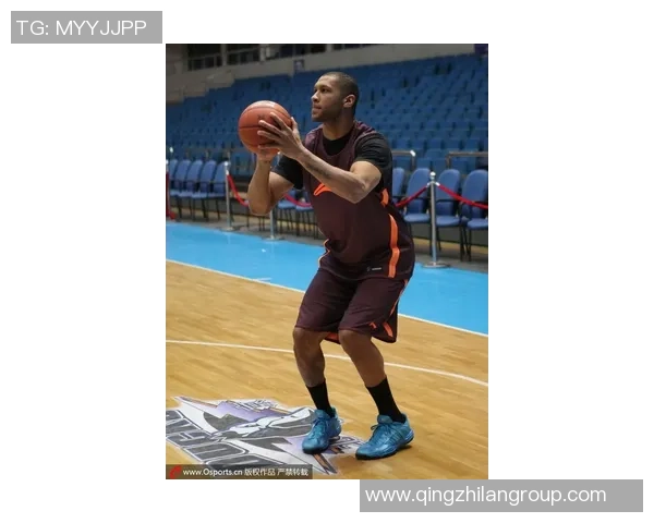 尤文图斯训练动态麦肯尼与小孔塞桑独自备战布雷默热格罗瓦暂时休息