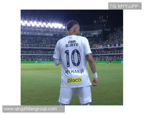 内马尔重返桑托斯训练状态良好下轮联赛出场机会增大