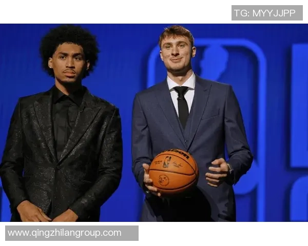 哈珀谈球队团结精神强调成员间互助与共同成功的重要性