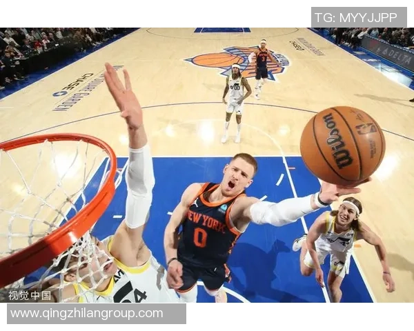 迪文岑佐表现出色9投5中三分球命中率高达57贡献15分3篮板8助攻助球队取胜 迪文岑佐表现出色9投5中三分球命中率高达57贡献15分3篮板8助攻助球队取胜